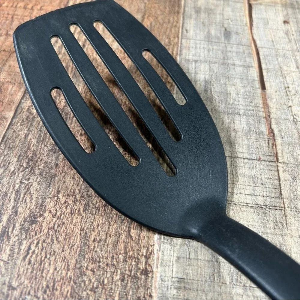 Vintage Pampered Chef USA Slotted Spatula Nylon Turner 428F Kitchen Utencils
